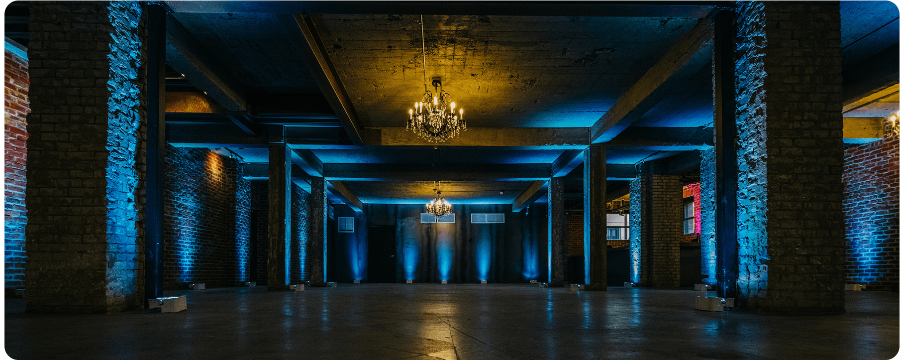 crux-Battery-Operated-Wireless-DMX-Uplights