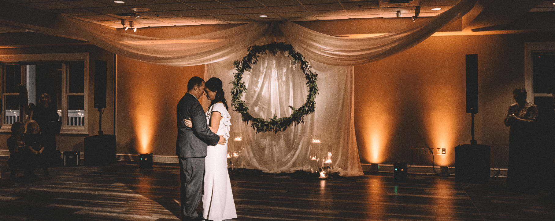 Core - App Control Battery-Operated Led Uplight