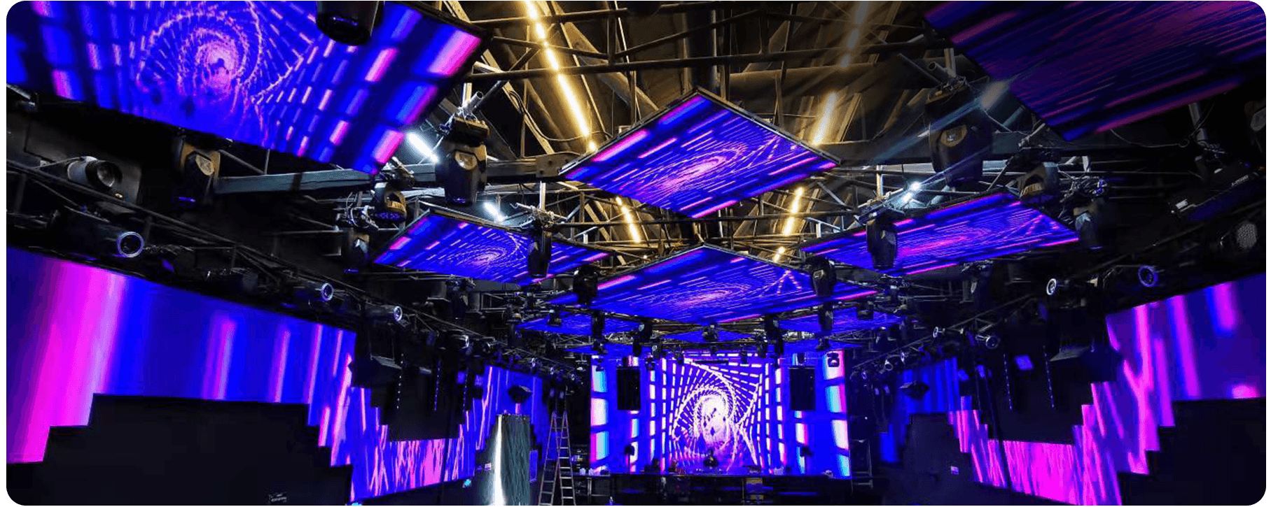 OnStageDP2.6-indoor-outdoor-LED-Video-Panel