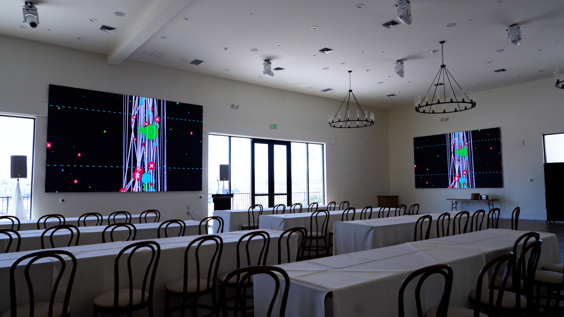 Ultraline-IndoorLed Wall-Display